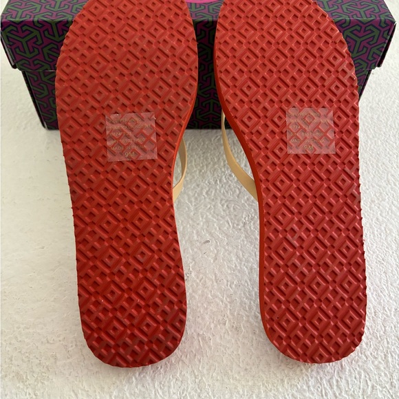 Tory Burch thin flip flops NWT - Picture 5 of 8